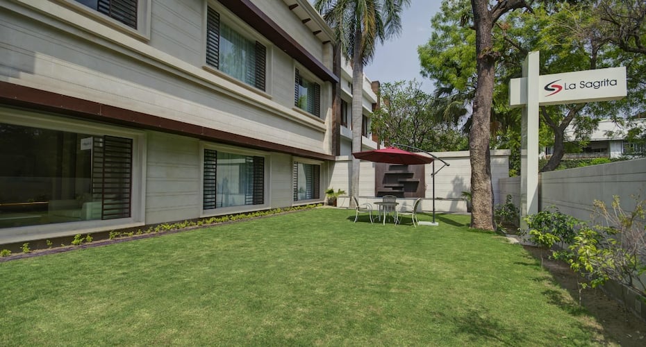 La Sagrita, New Delhi 5